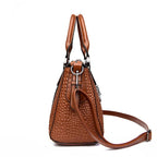 Bolsa Feminina Tiracolo Crocodilo Olívia