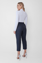 Calça Carrot Capri