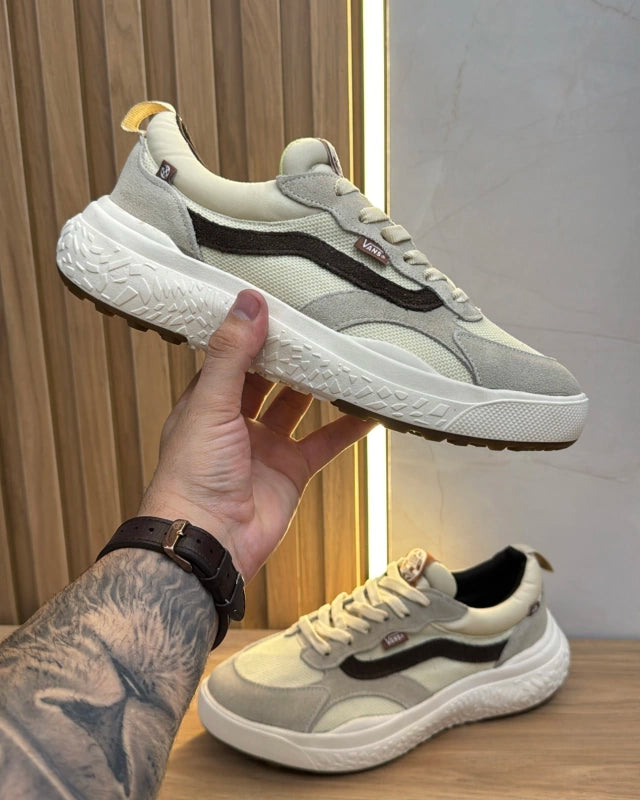 TÊNIS VANS ULTRARANGE VR3
